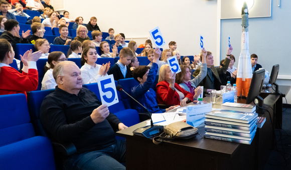 В Музее космонавтики прошла конференция по защите исследовательских работ обучающихся школы №1164 в рамках программы «МИР: музейная исследовательская работа»